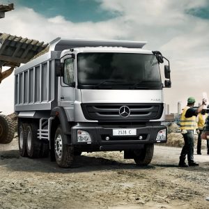 harga truk mercedes benz